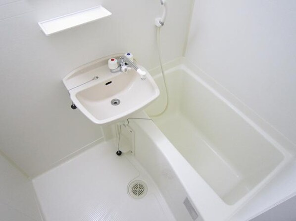 アビターレ中央IIの物件内観写真